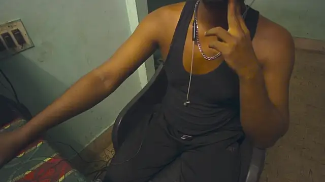 tamil_kdd - Tamil_KDD's free webcam - UK Sex Cams
