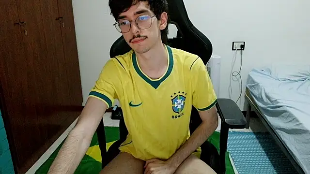 gabrielNovin17cm webcam