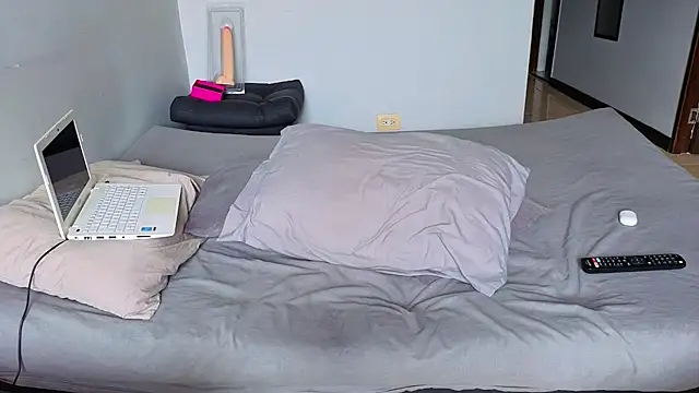 Matiashorney webcam