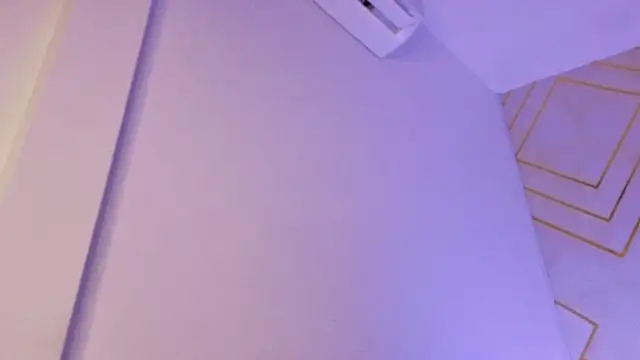 Nioki_ Live Web Cam Show