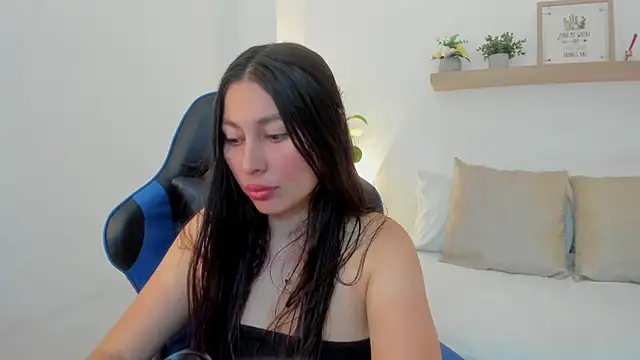 bella_99_ webcam