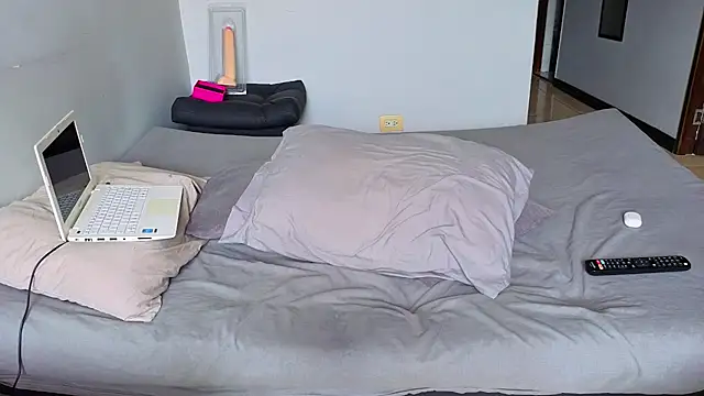 Matiashorney webcam