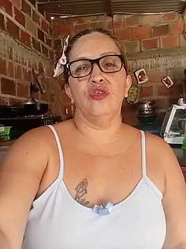 MOTHER_AND_SON09