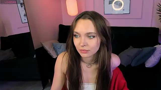 ChloeSunny webcam