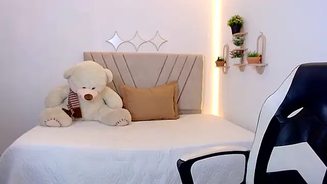zara_cute webcam