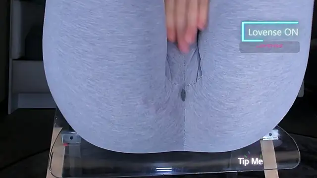 Cameltoe_squirt_inPants webcam
