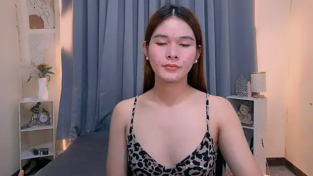 Mimi_Mckinley webcam