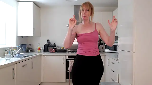 Anna_Raye webcam