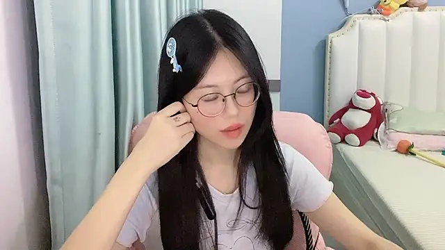 Luna-666 webcam