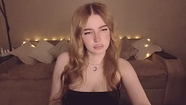 ViolettaLopez webcam