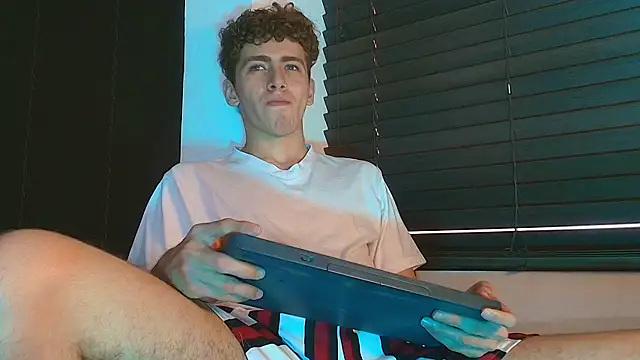 Tyler_Mcrey webcam