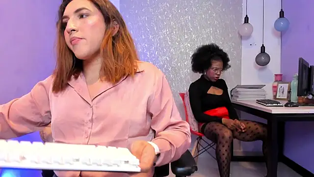 TomLondon_ Live Web Cam Show