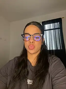 trianawhite webcam