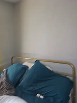 oliviaprettypussy webcam