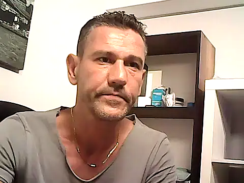 mastercharisma35 webcam