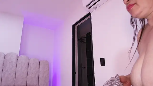 Karla_hilton1 webcam