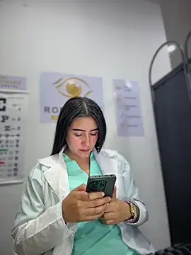 CAROLINE__07 webcam