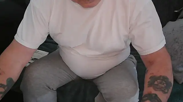 shysuckinguy webcam