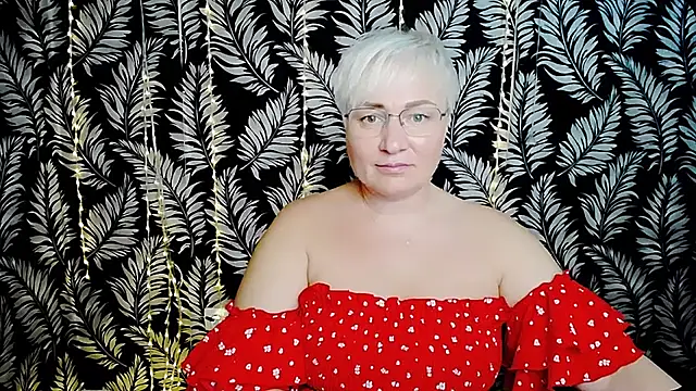 Olivia_playful webcam