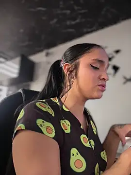 Isabella-Teen webcam
