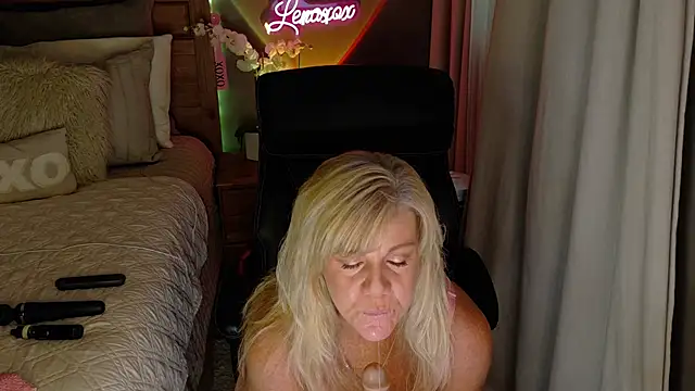 Lenaxox webcam