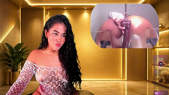 NicoleJons_ webcam