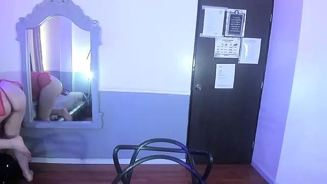 Saori_Price webcam