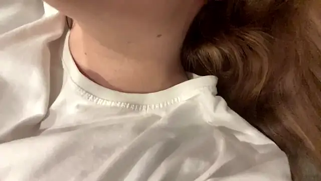 MollyFenx webcam