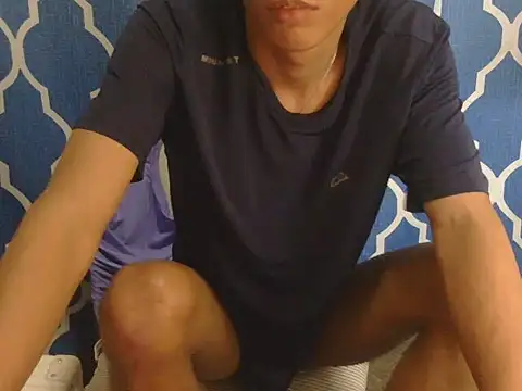 Asiancockinsan webcam