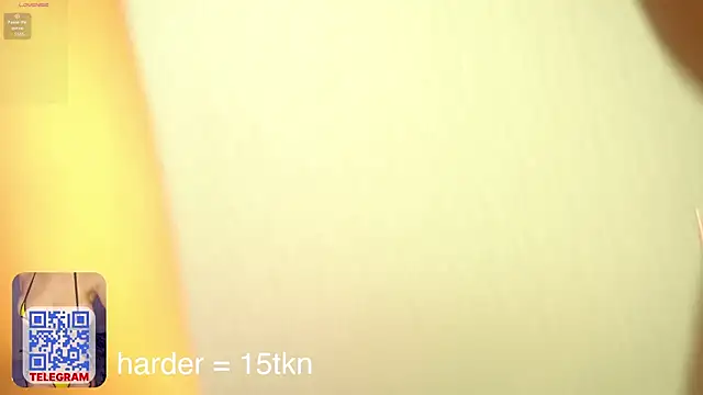 cream_fucks Live Webcam on Stripchat