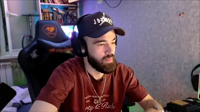 _Serious_Man webcam