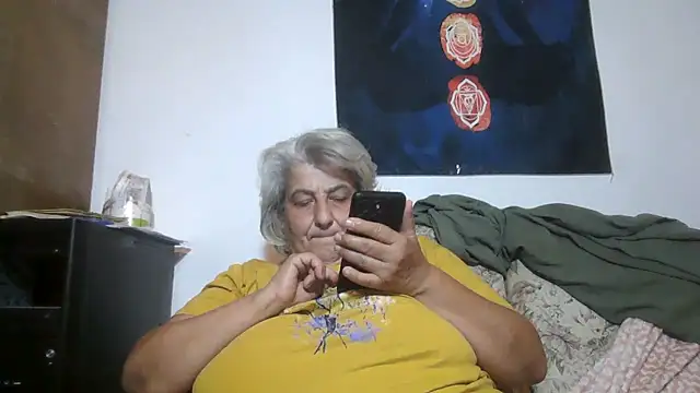 ExquisiteMature webcam