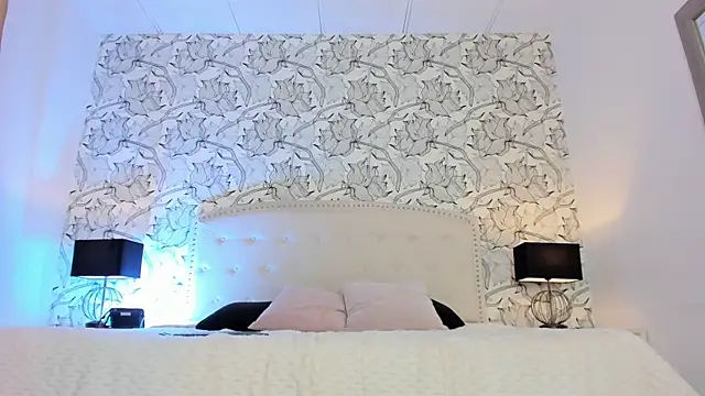 Venusandrea29 webcam
