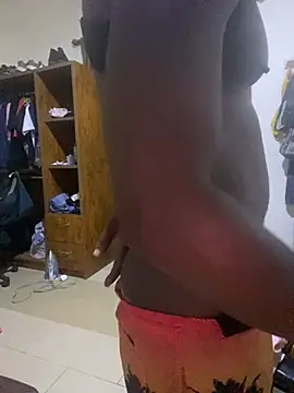 Pornhouse420 webcam