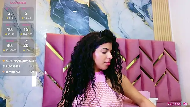 hotiergirl webcam