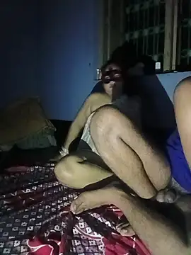DARK_ROOM_7 webcam