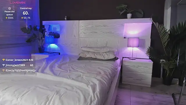 angelina_hilton webcam