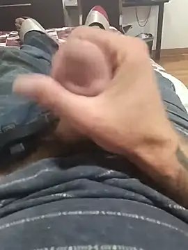 Travis212121 webcam