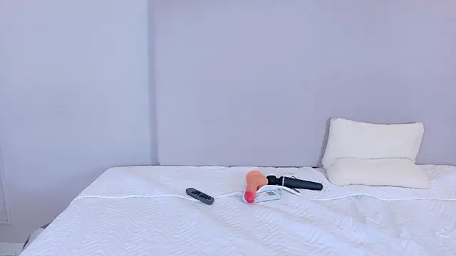 ZoeyPetit webcam