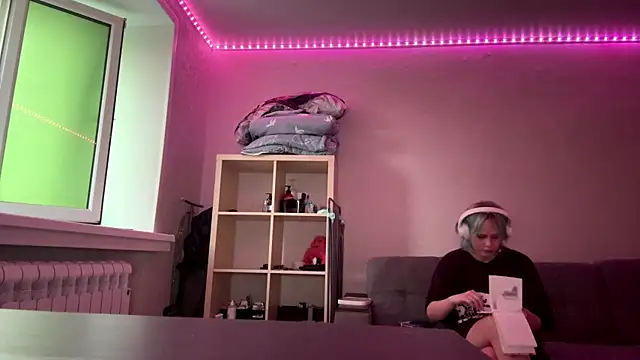 CuteLilit webcam