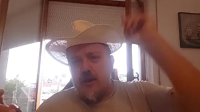 Theitalianpapi webcam