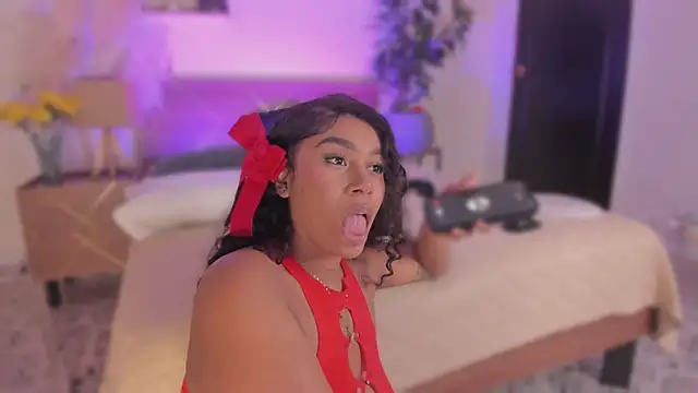 YariRose webcam