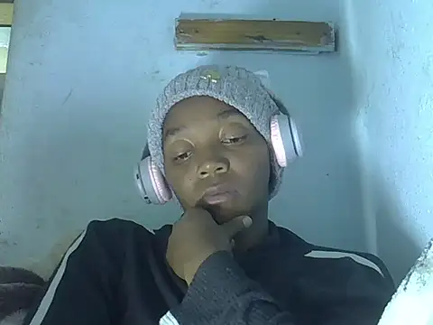 ElianeHot webcam