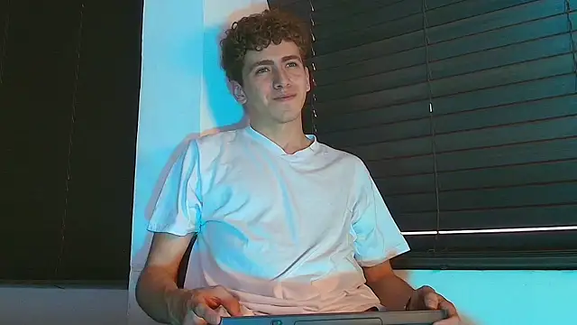 Tyler_Mcrey webcam