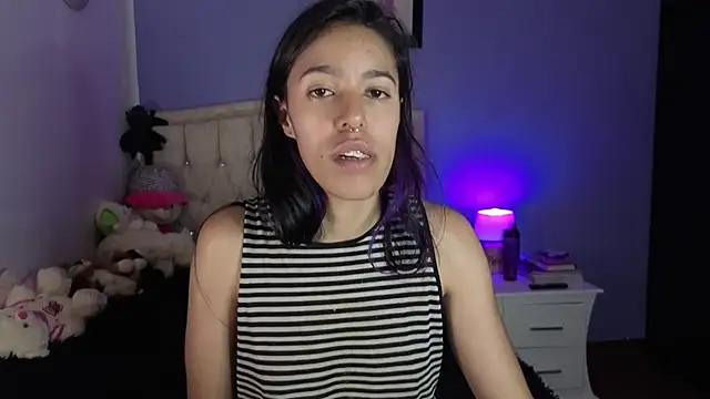 stephania_t webcam