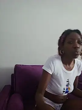 oliviaprettypussy webcam