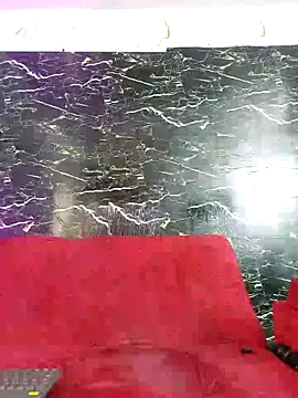 crislingery_dolli webcam