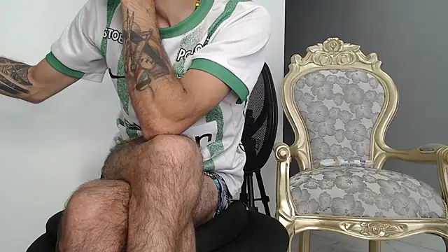 bigdick_monster1 live sex cam