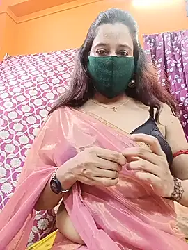 Hotpuja25 webcam