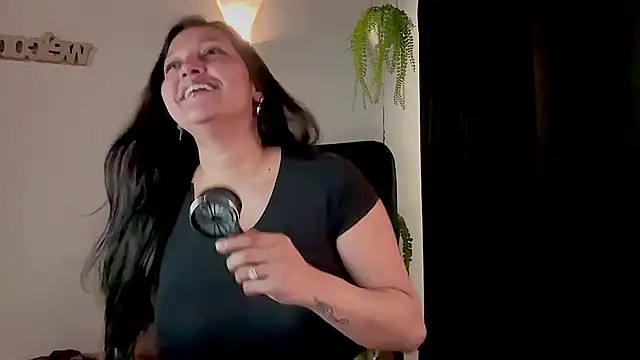 MarcellaGriffin webcam